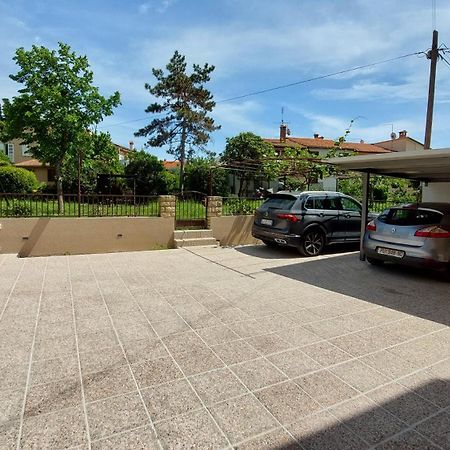 Apartment Nina Rovinj Exterior photo
