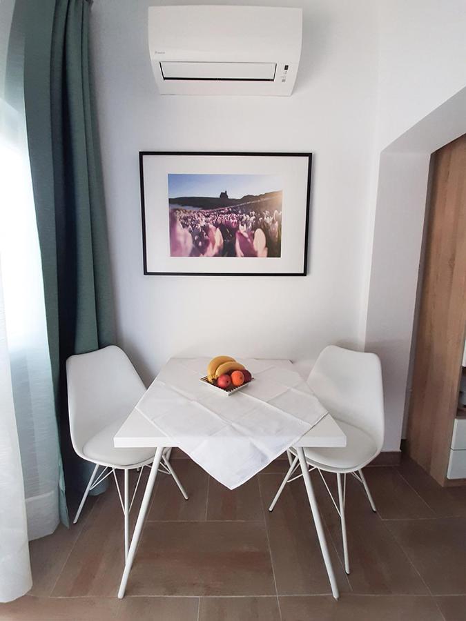 Apartment Nina Rovinj Exterior photo